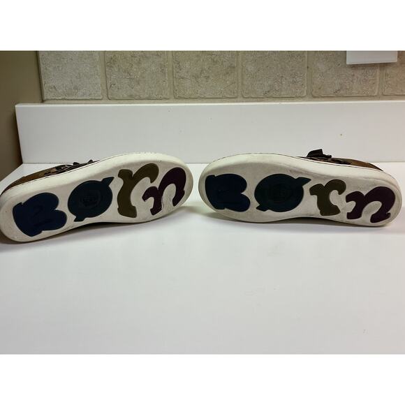 Women's Born Light Brown Leopard Fabric Lace-Up Leather Sneakers 6.5M - Picture 4 of 5